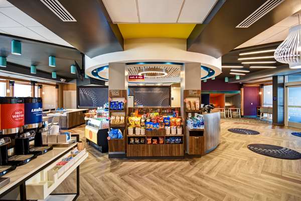  - Tru by Hilton Airport Salt Lake City - I-80, Exit 113