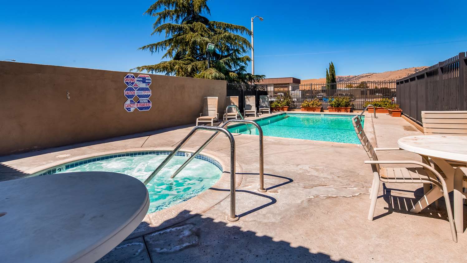 SureStay Hotel by Best Western Tehachapi, CA See Discounts