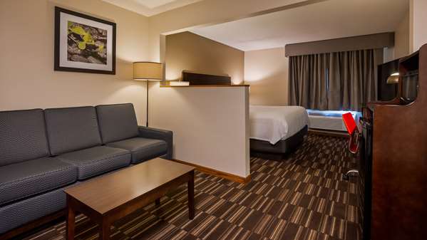  - Best Western University Inn Urbana - I-74, Exit 183