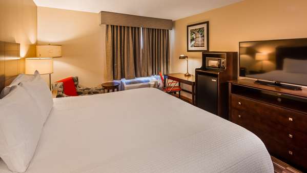  - Best Western University Inn Urbana - I-74, Exit 183