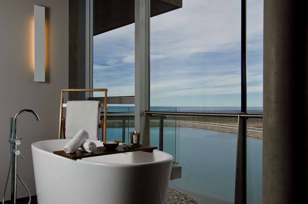 CASA DE UCO WINE RESORT-guestroom-Guest Room,Suite,On-Site.jpg