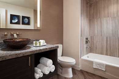 Guest Room,Bathroom,On-Site