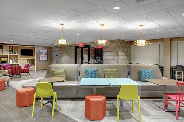  - Home2 Suites by Hilton Airport Louisville - I-65, Exit 132