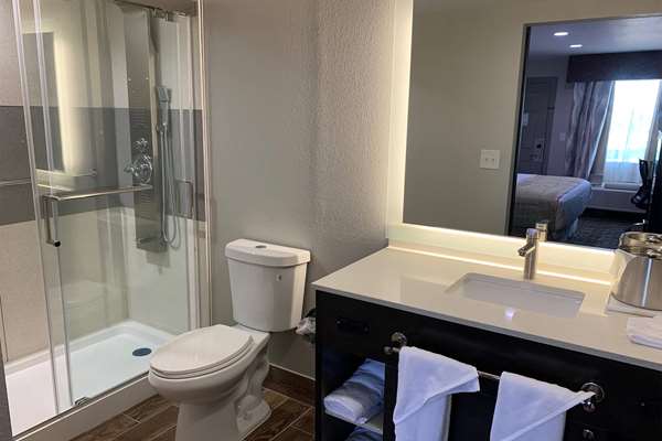  - Days Inn Bellville - I-71, Exit 165