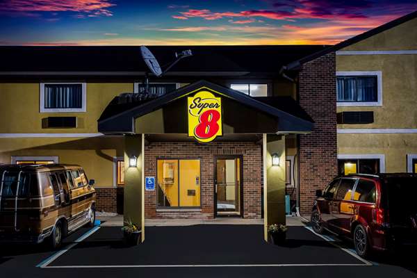 Exterior view - Super 8 Hotel Crawfordsville - I-74, Exit 34