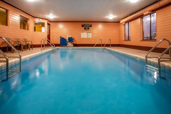 Pool - Super 8 Hotel Crawfordsville - I-74, Exit 34