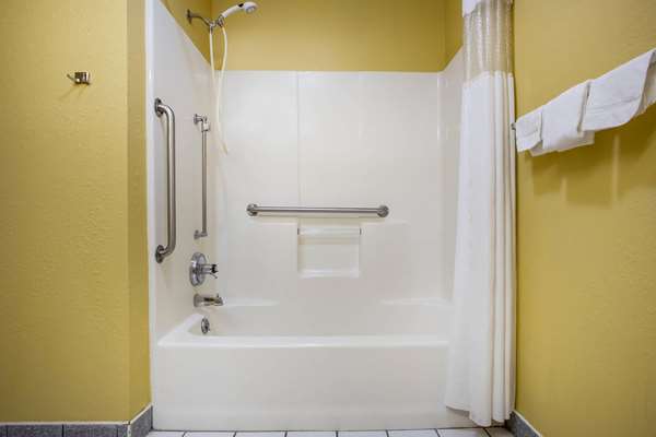  - Super 8 Hotel Crawfordsville - I-74, Exit 34