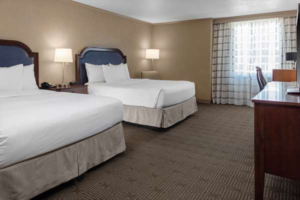  - DoubleTree by Hilton Hotel Burlington