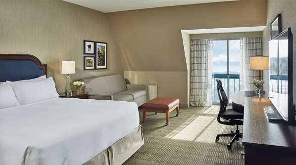  - DoubleTree by Hilton Hotel Burlington