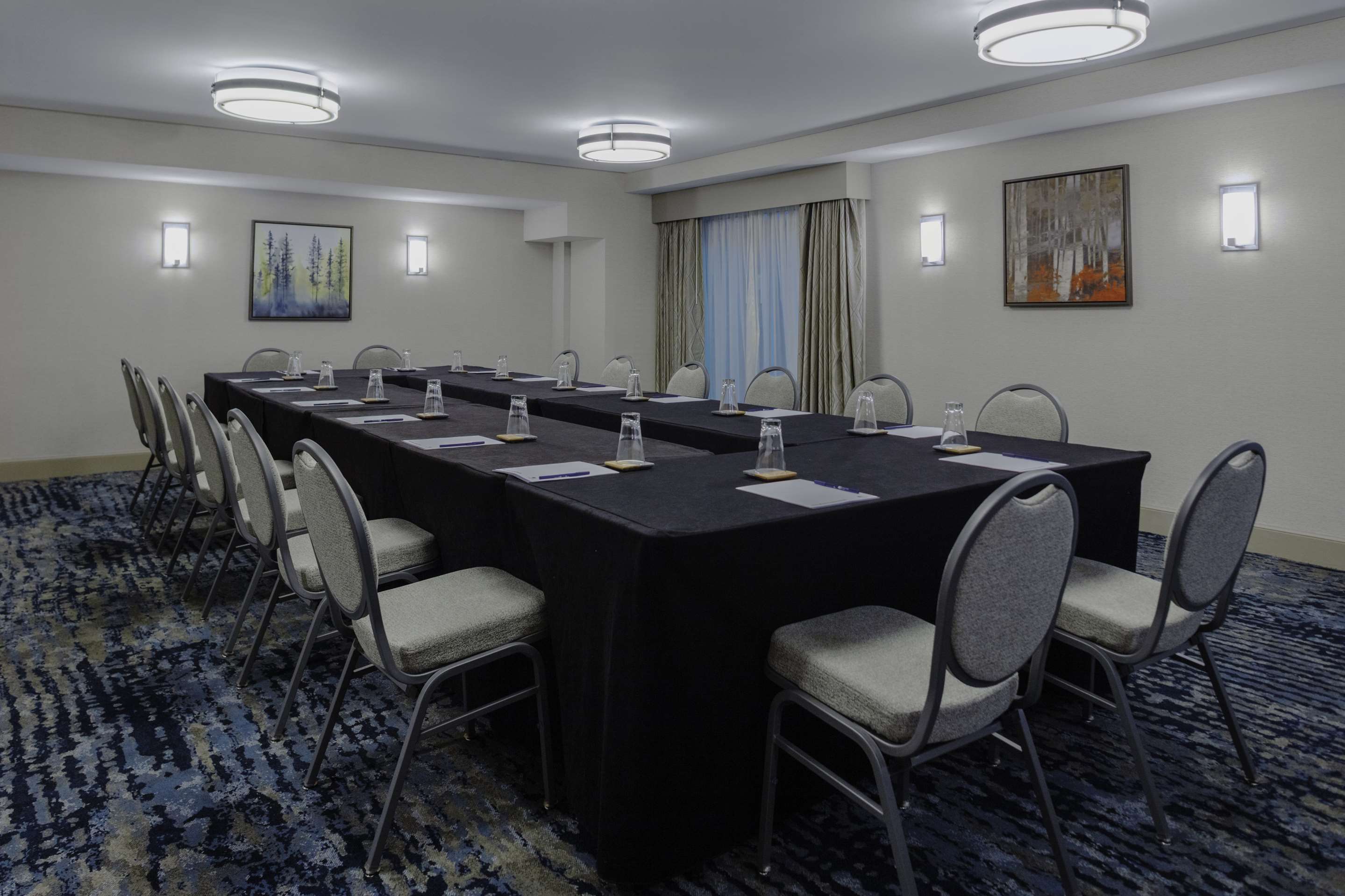 Meeting Room | DoubleTree by Hilton Burlington Vermont