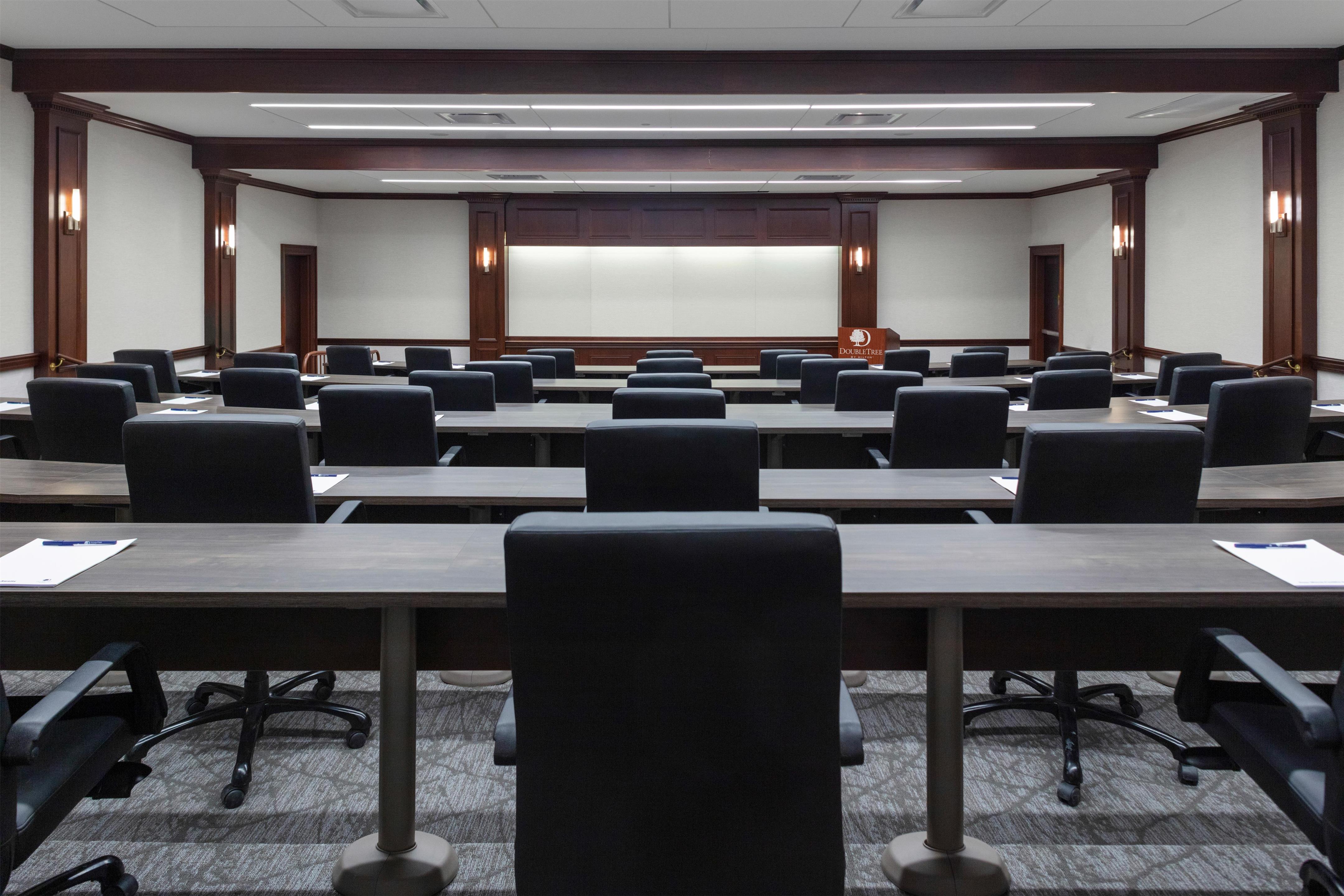 Meeting Room | DoubleTree by Hilton Burlington Vermont