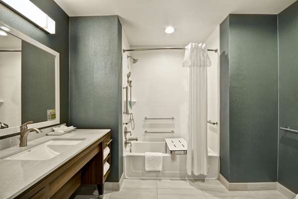  - Home2 Suites by Hilton Downtown Plano