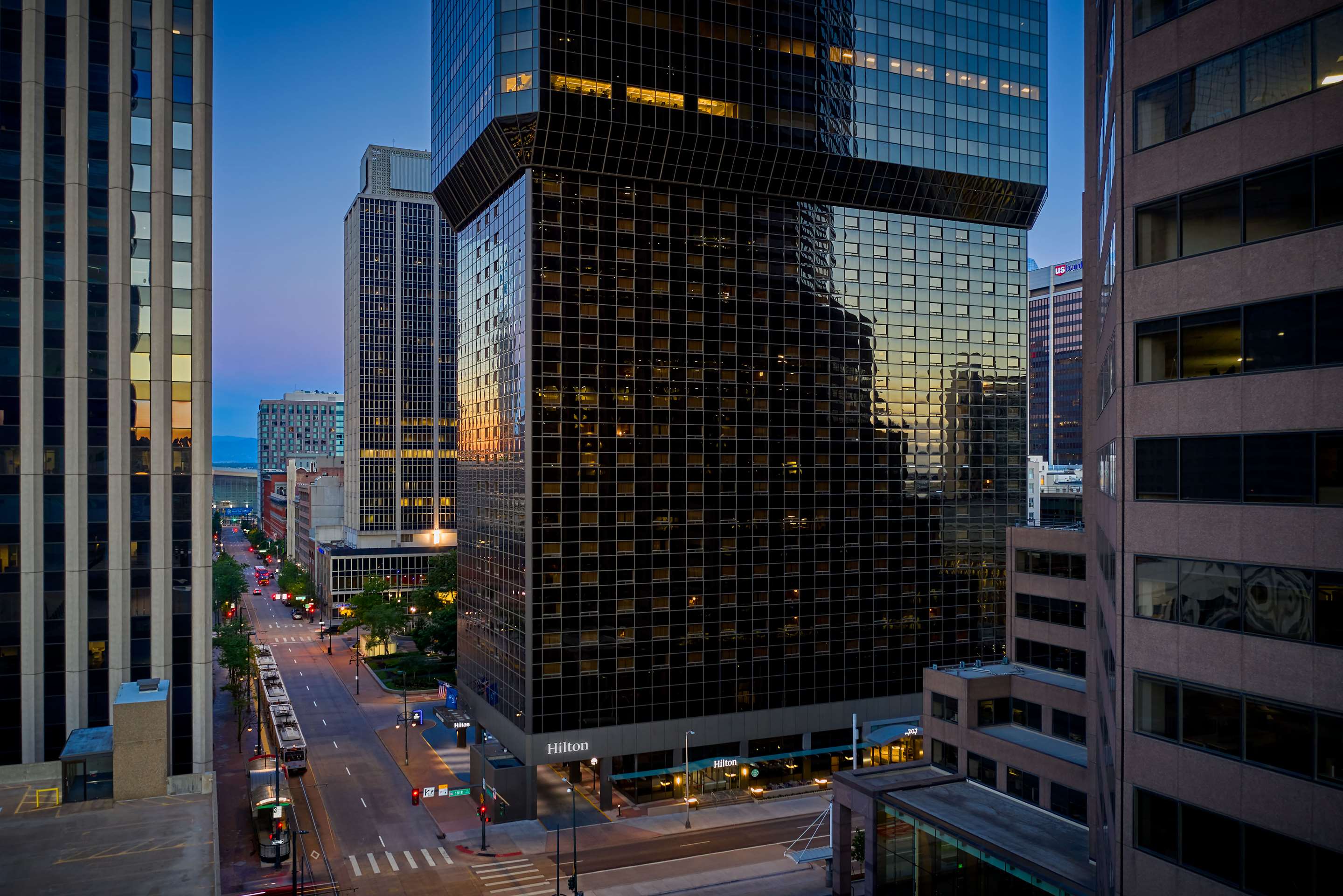 Exterior | Hilton Denver City Center