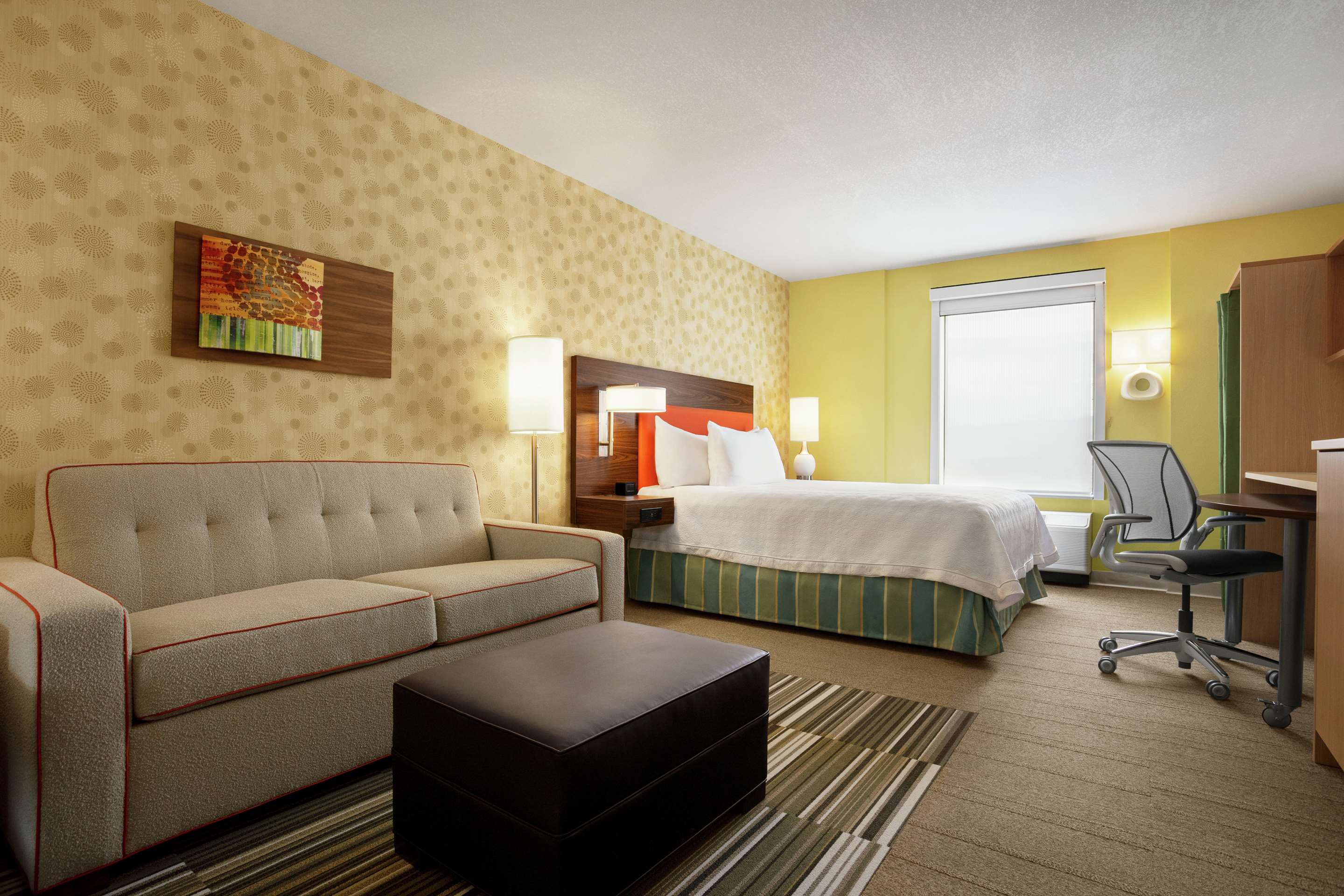 Guest room