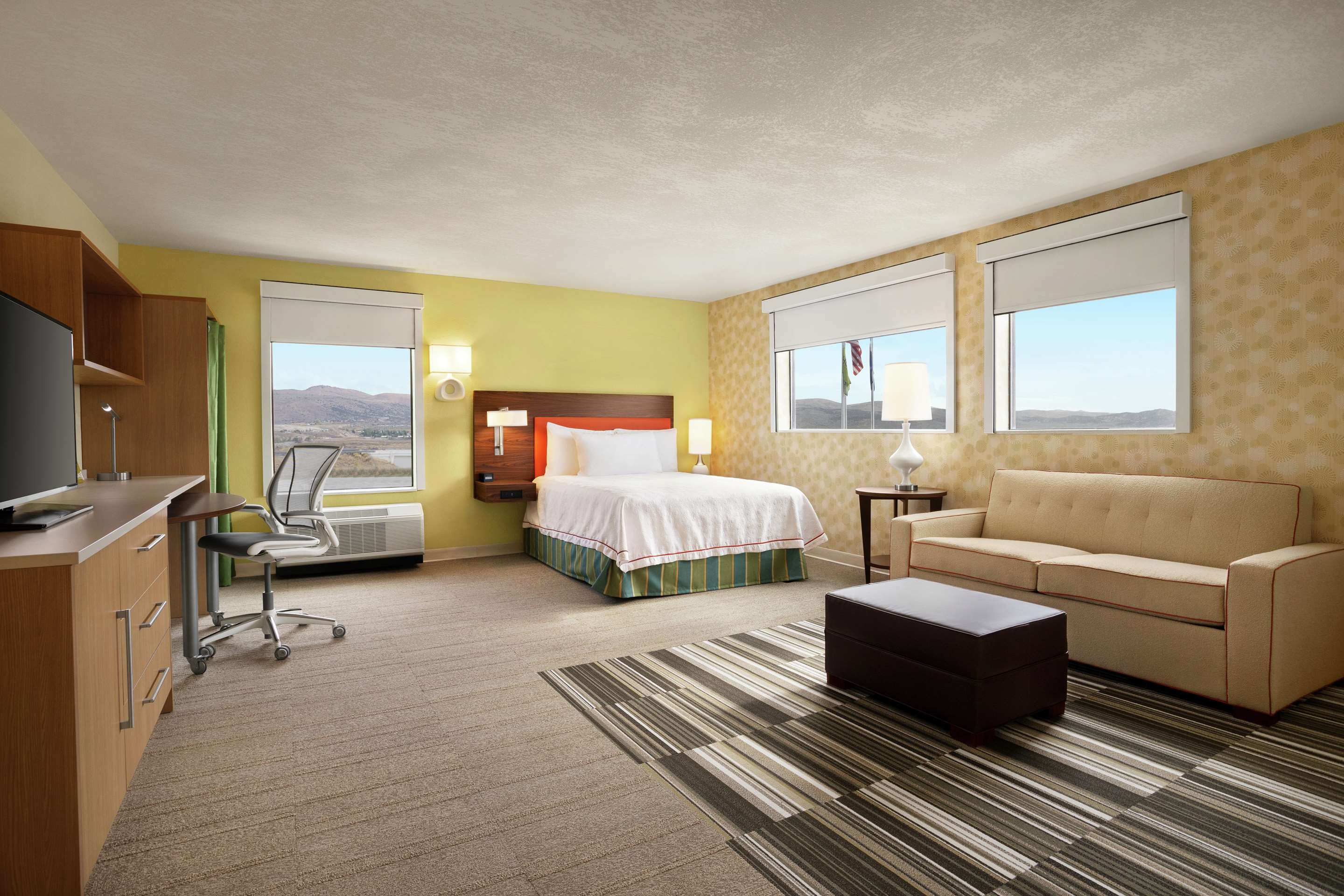 Guest room