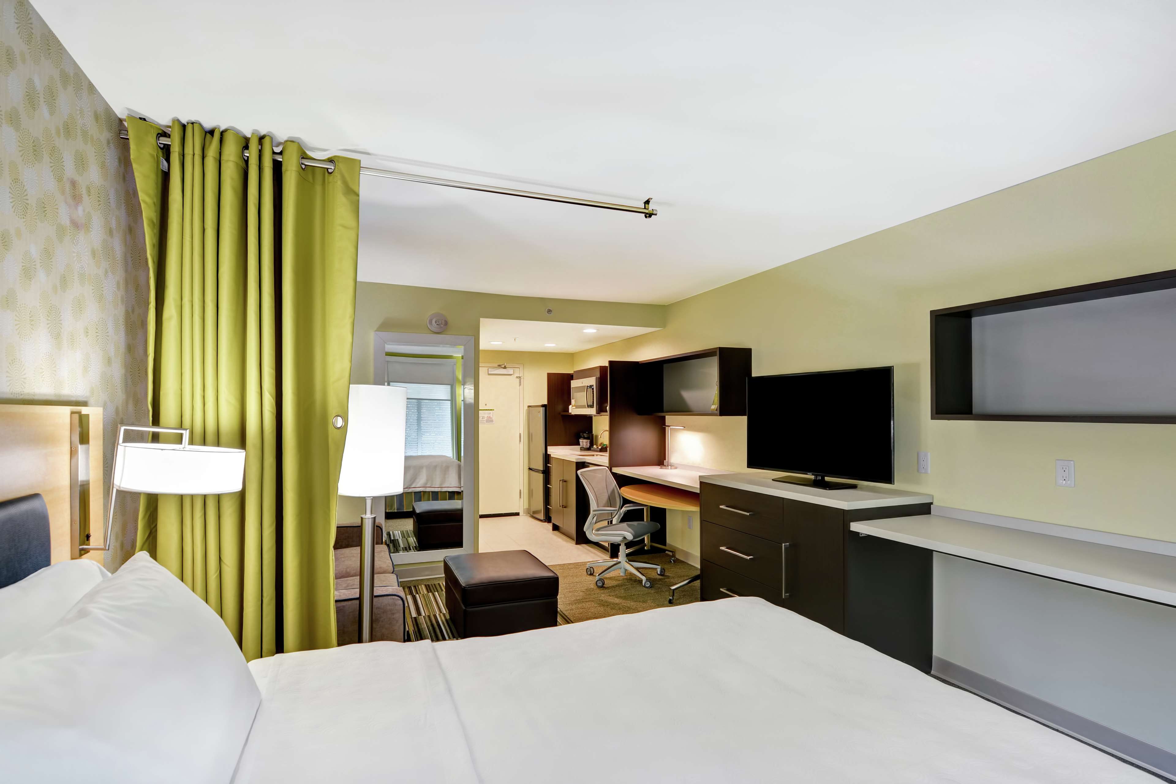 Home2 Suites by Hilton Hilton Head, SC Room Type - 1QN HEARING ACC STUDIO NS