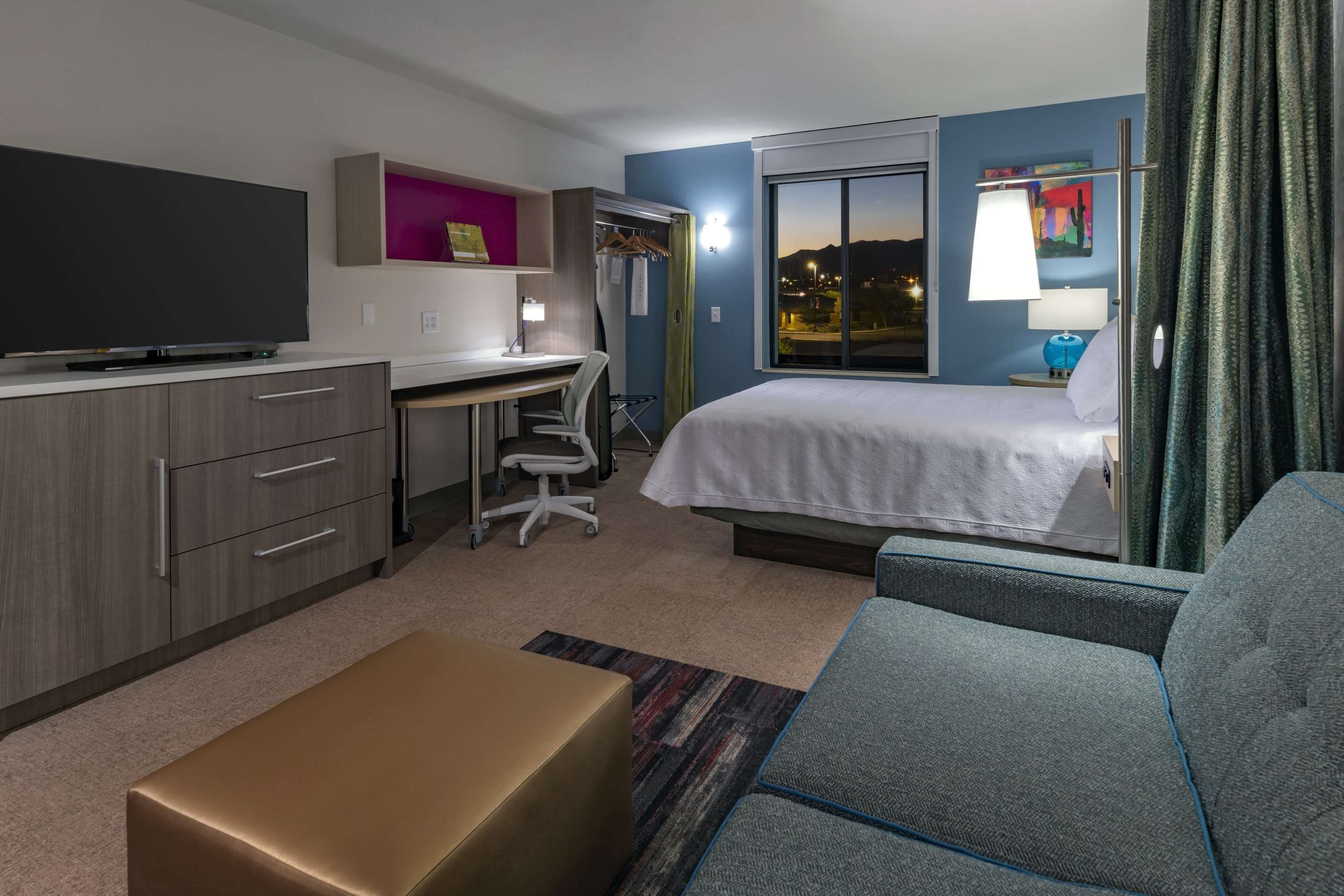 Guest room
