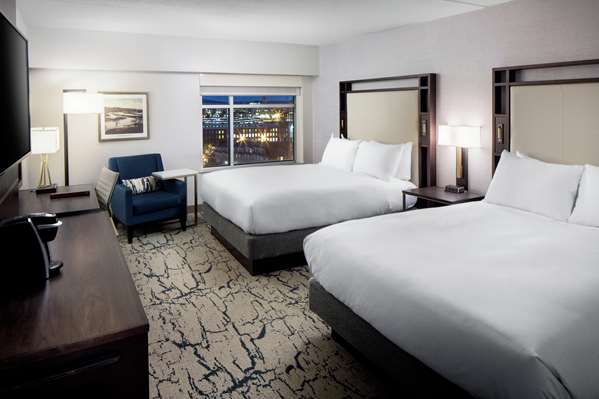  - DoubleTree by Hilton Hotel Downtown Manchester