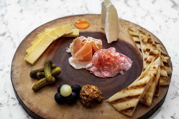 Bar - DoubleTree by Hilton Hotel Downtown Manchester