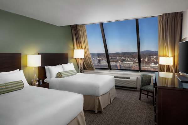  - DoubleTree by Hilton Hotel Downtown Manchester