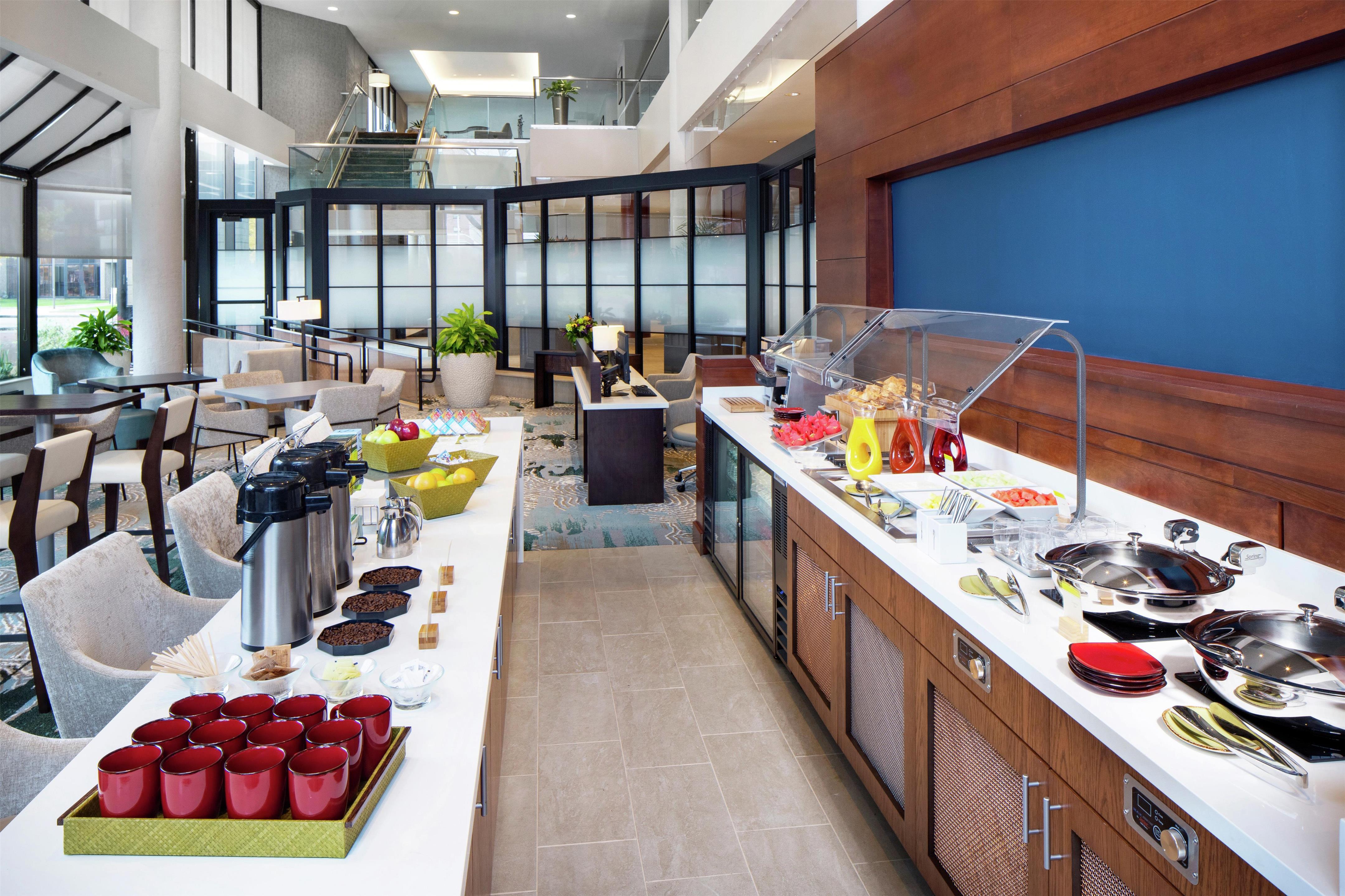 Breakfast Area | DoubleTree by Hilton Manchester Downtown