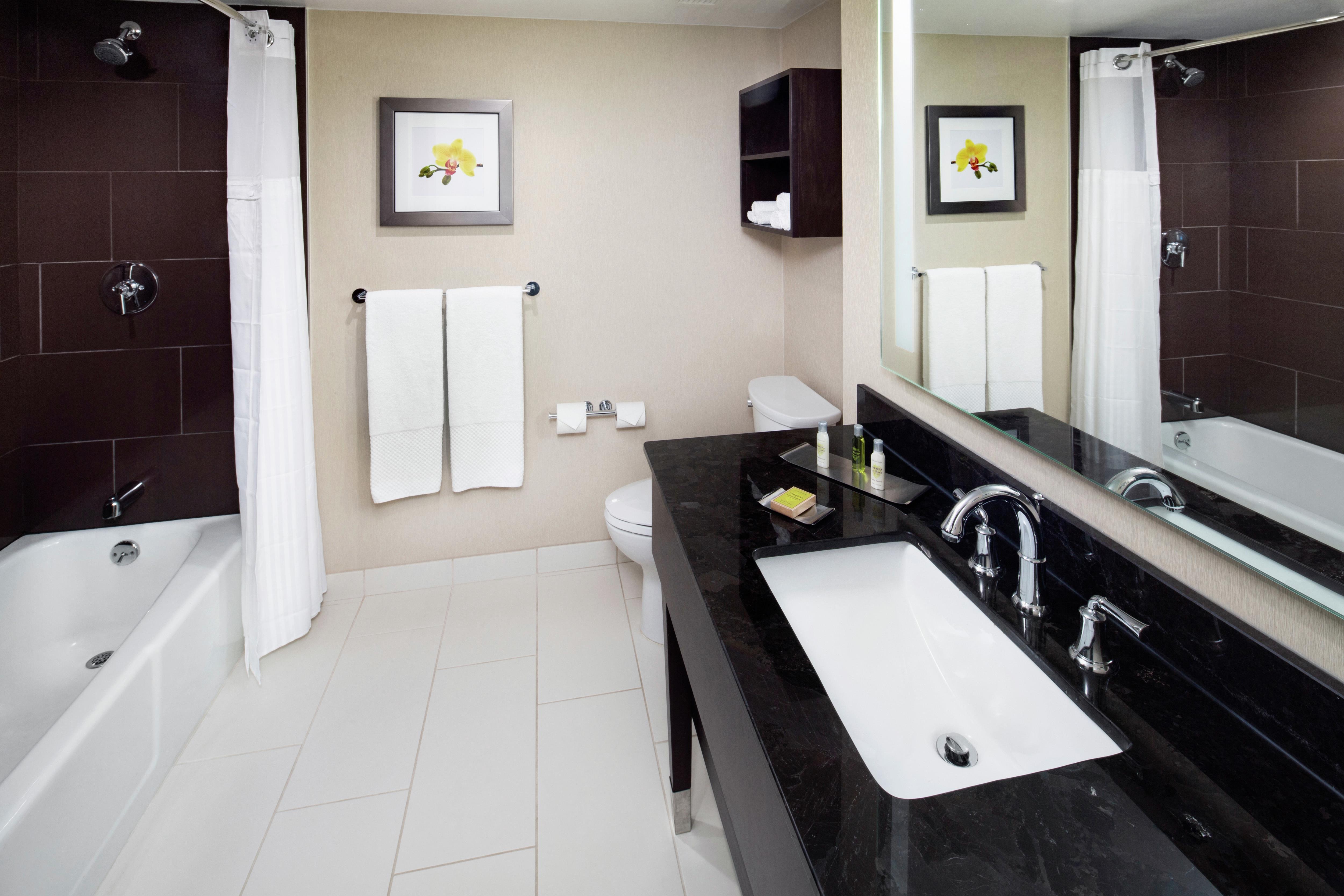 DoubleTree by Hilton Manchester Downtown Room Type - 2 DOUBLES DELUXE