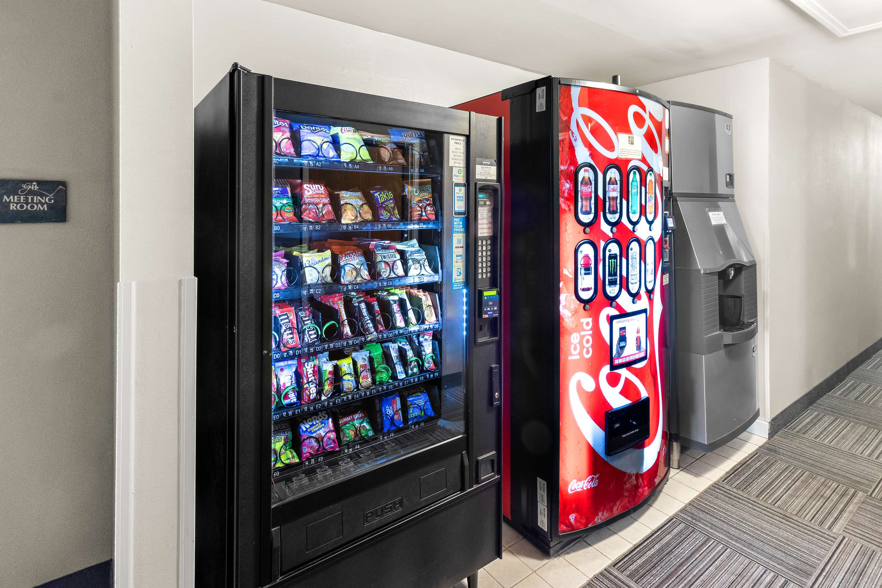 WAKELA Vending | GuestHouse Kelso Longview
