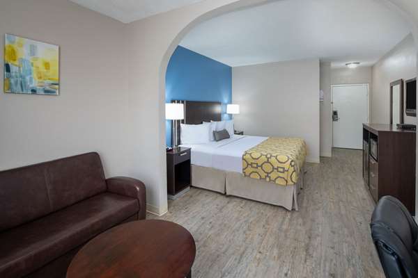  - Baymont Inn & Suites Douglasville - I-20, Exit 37