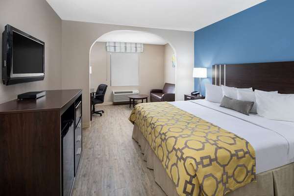  - Baymont Inn & Suites Douglasville - I-20, Exit 37