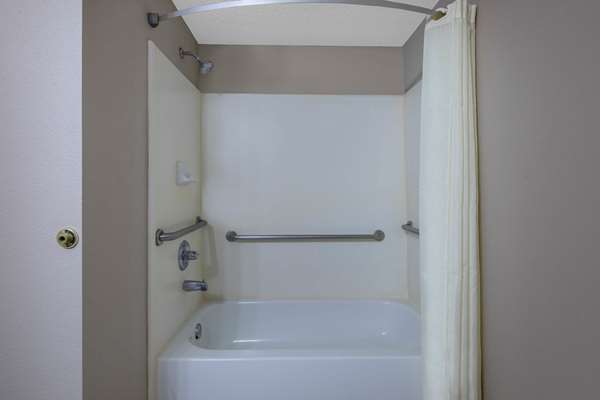  - Baymont Inn & Suites Douglasville - I-20, Exit 37