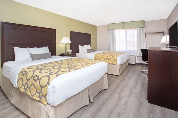  - Baymont Inn & Suites West Phoenix - I-10, Exit 137 & 139