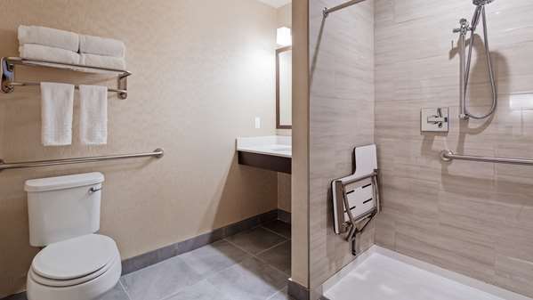  - Best Western Plus Philadelphia Pennsauken Hotel
