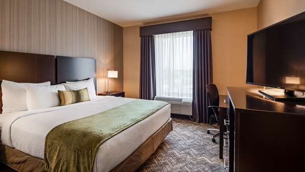  - Best Western Plus Philadelphia Pennsauken Hotel
