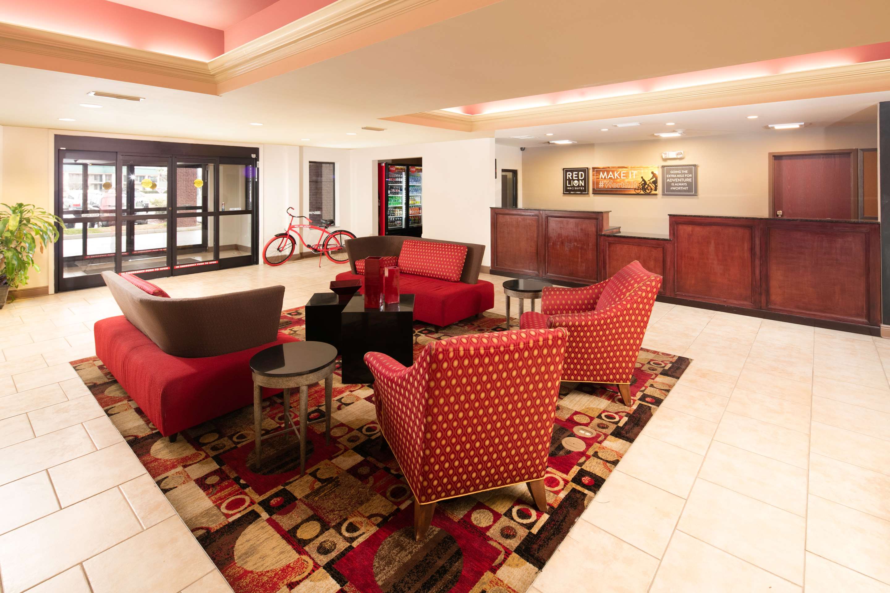 ALSARA Lobby | Sleep Inn & Suites North Mobile Saraland