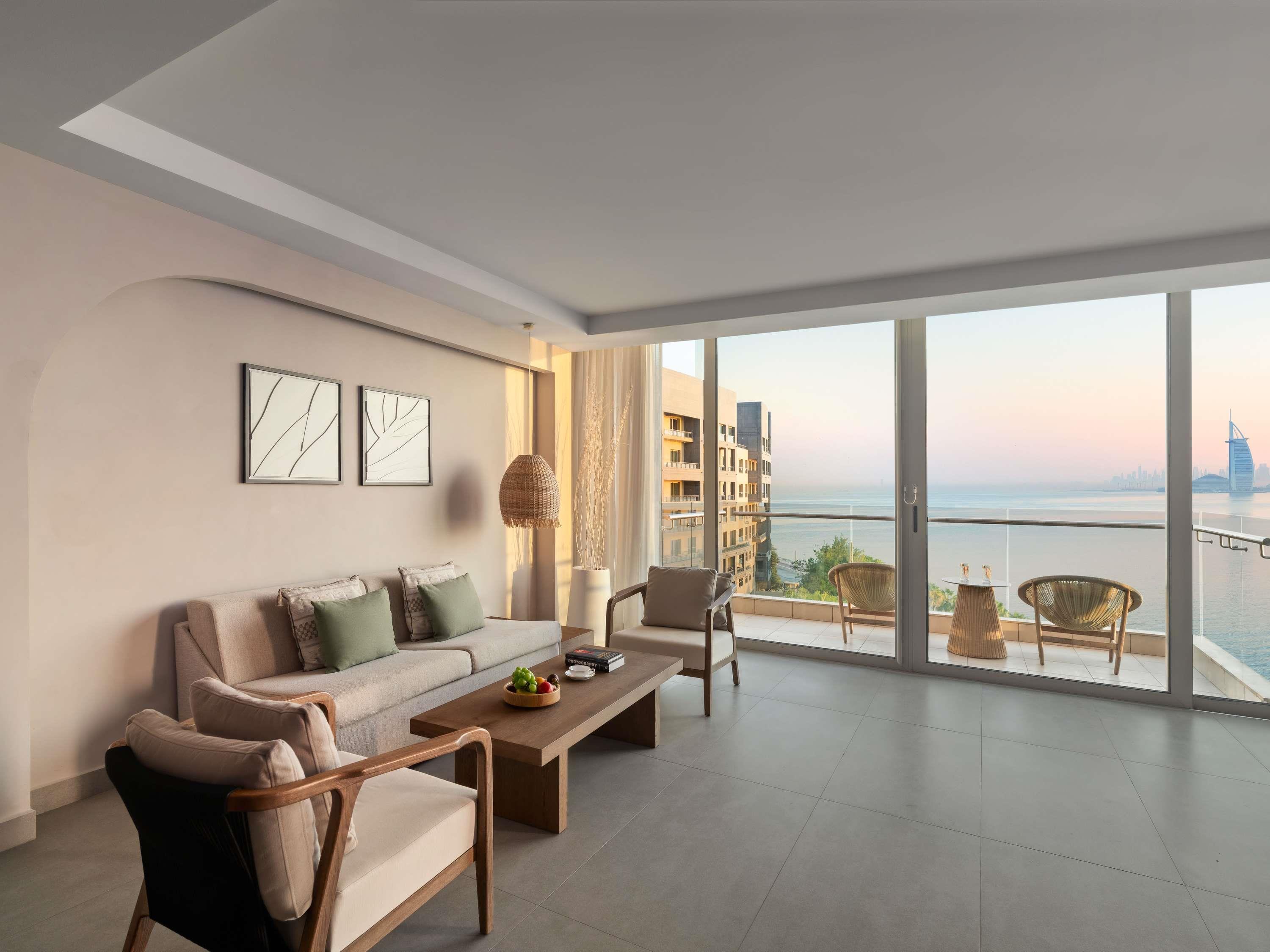 Rixos The Palm  Room Type - Senior Suite, Sea View