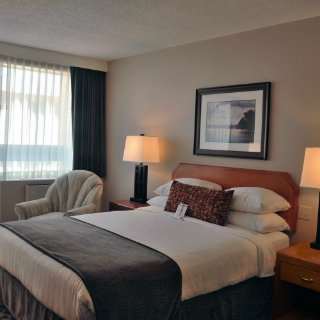  - Embassy Inn Victoria