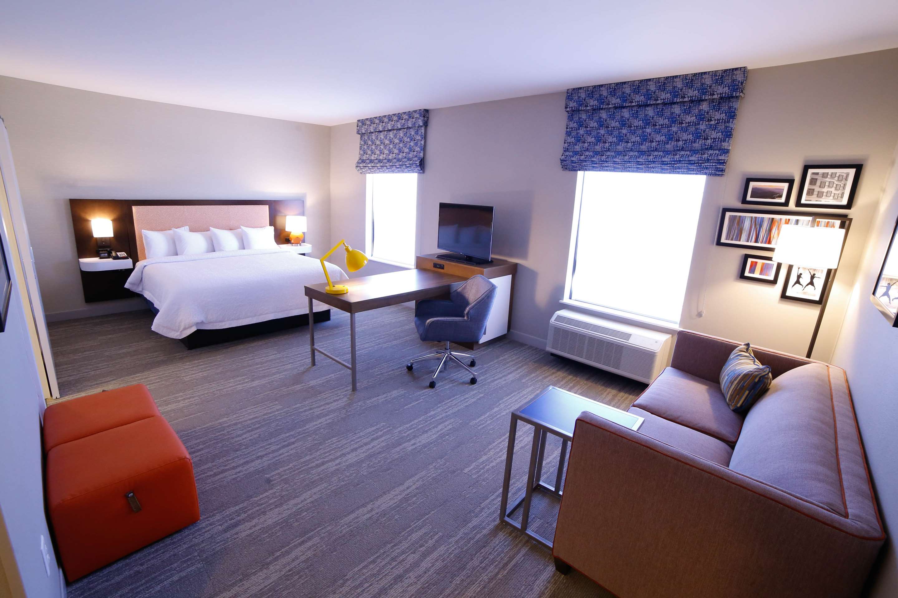 Guest room