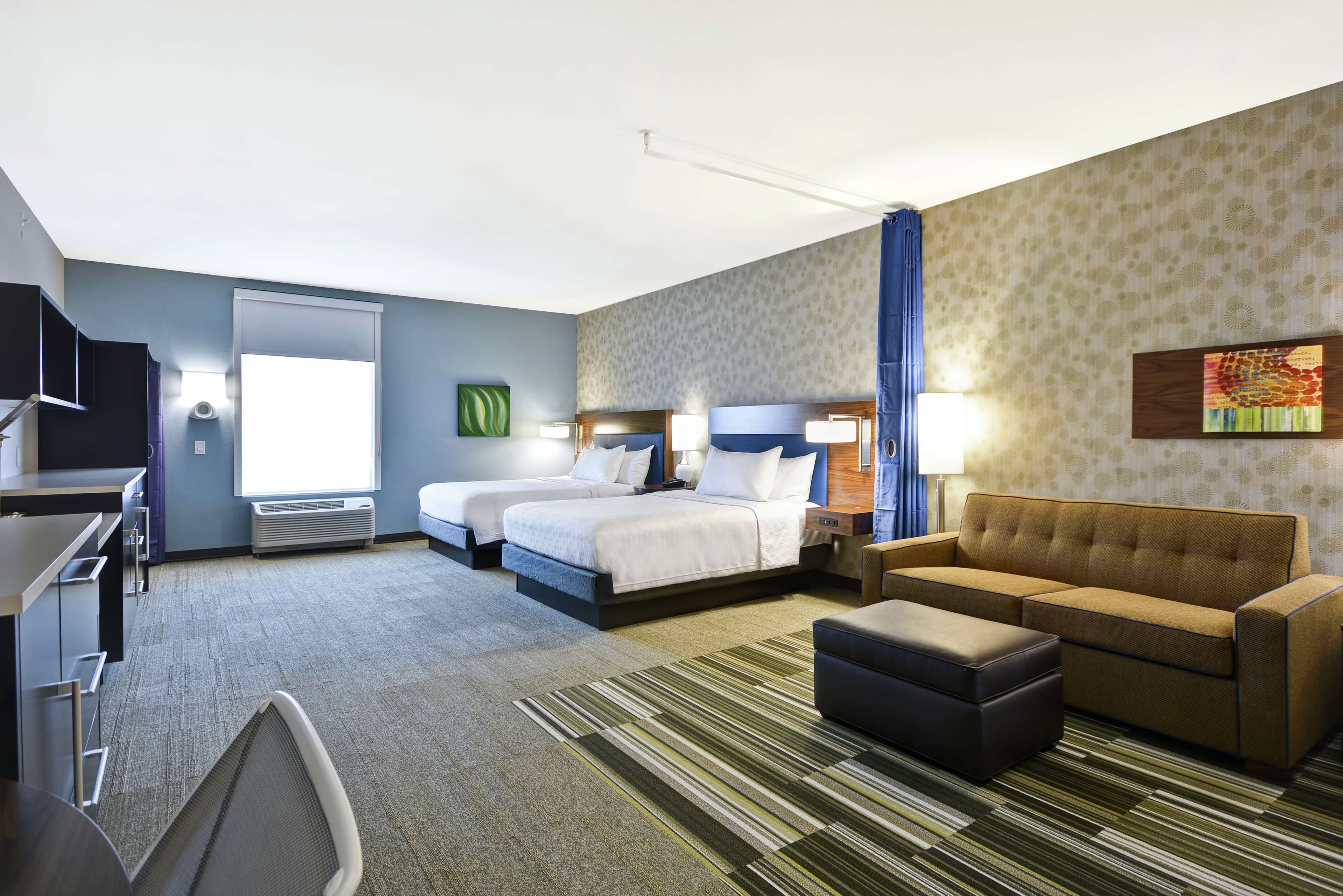 Home2 Suites by Hilton Stow Room Type - 2QN MOB HR ACC TUB STUDIO