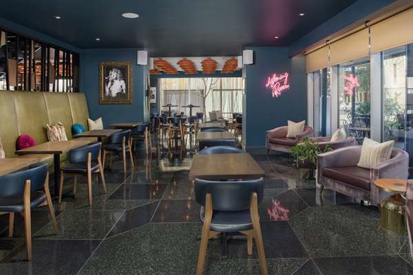 Restaurant - Troubadour Hotel New Orleans