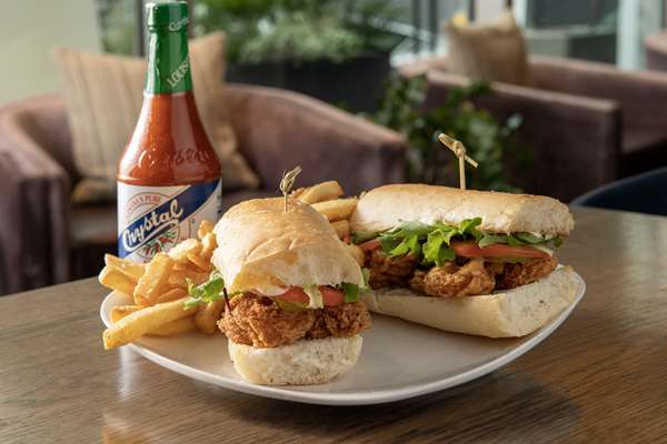 Restaurant - Troubadour Hotel New Orleans