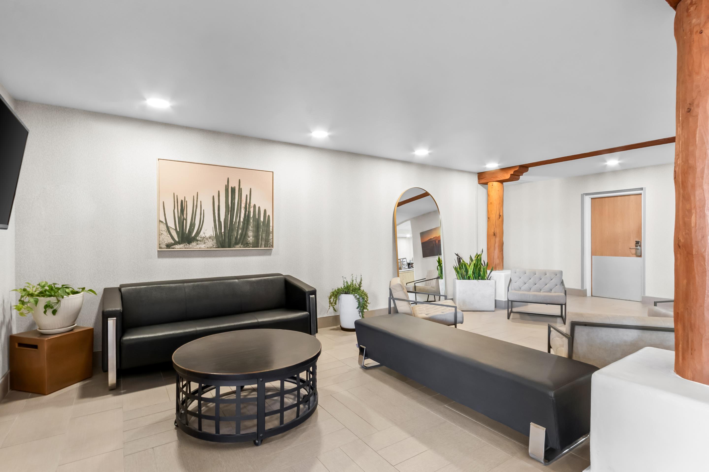 AZ Lobby jpg | Red Lion Inn & Suites Goodyear