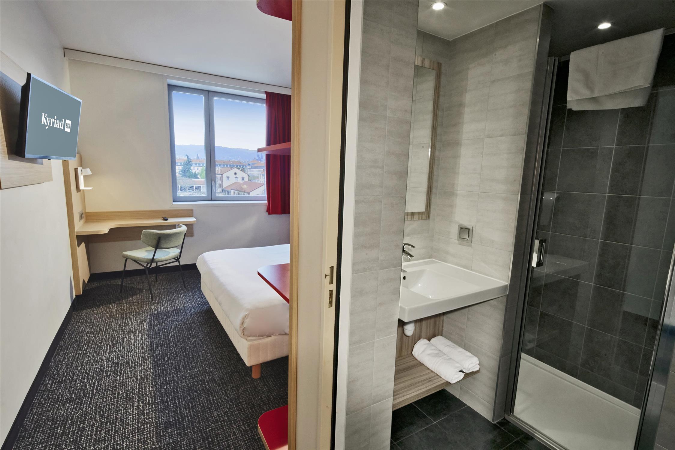 HOTEL KYRIAD ECO - CLERMONT FERRAND ESTAING - Kyriad ECO - Clermont Ferrand Estaing
