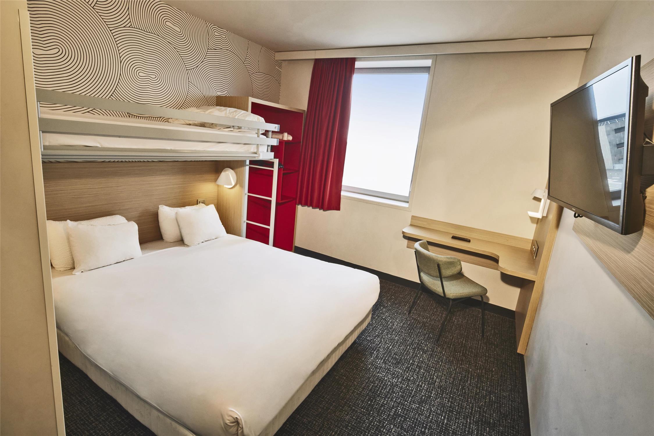 Kyriad ECO - Clermont Ferrand Estaing