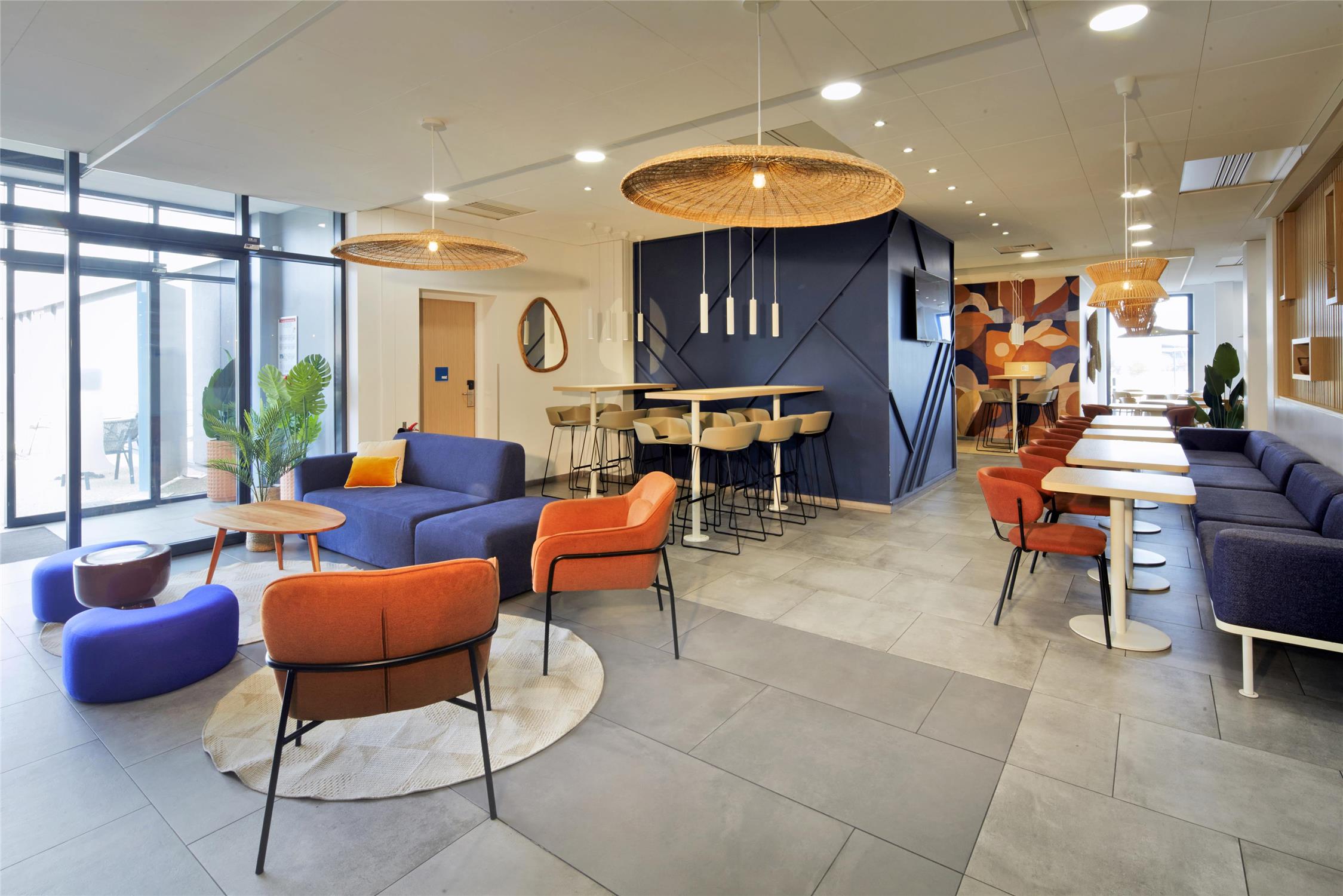 HOTEL KYRIAD ECO - CLERMONT FERRAND ESTAING - Kyriad Eco Hotel