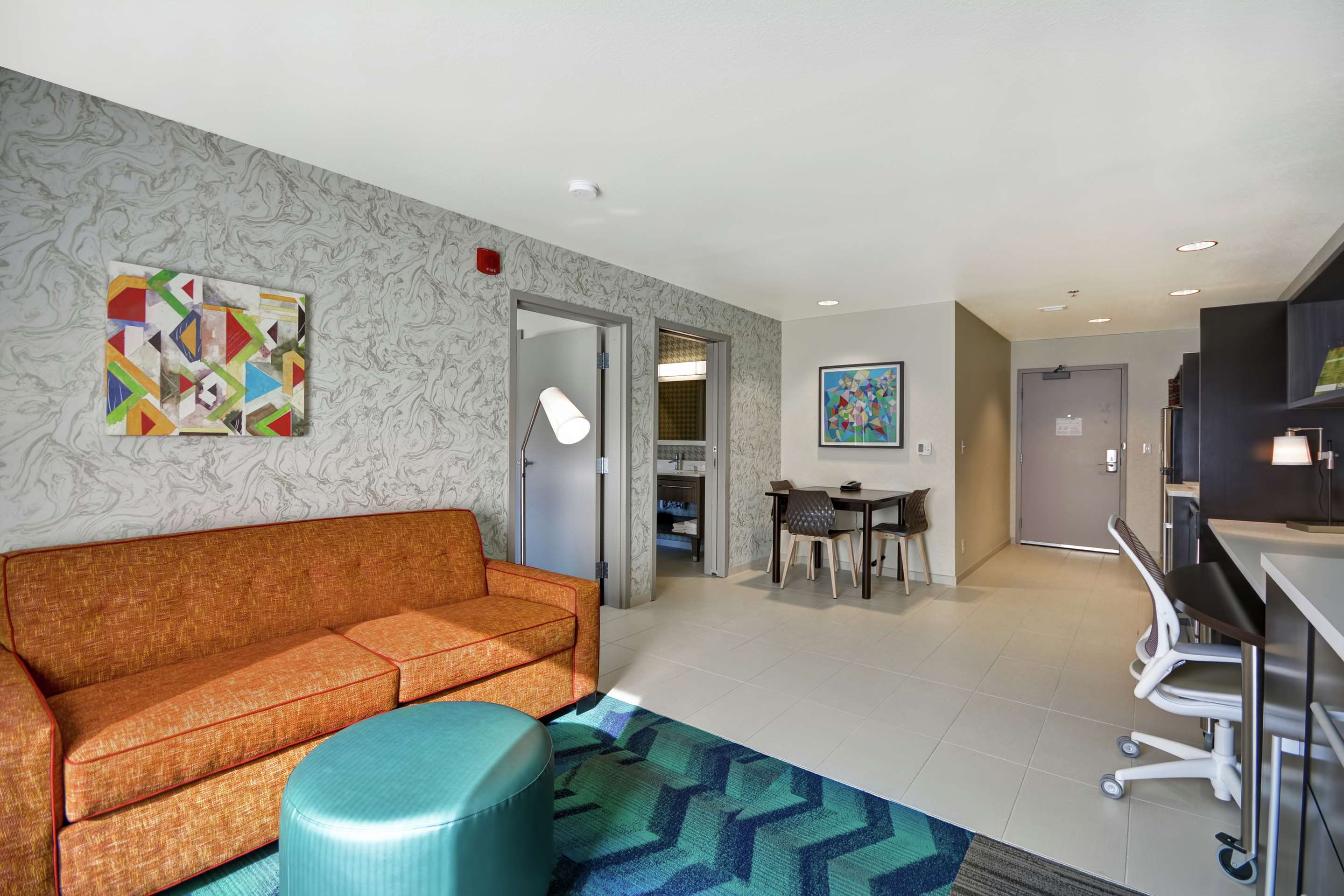 Guest room