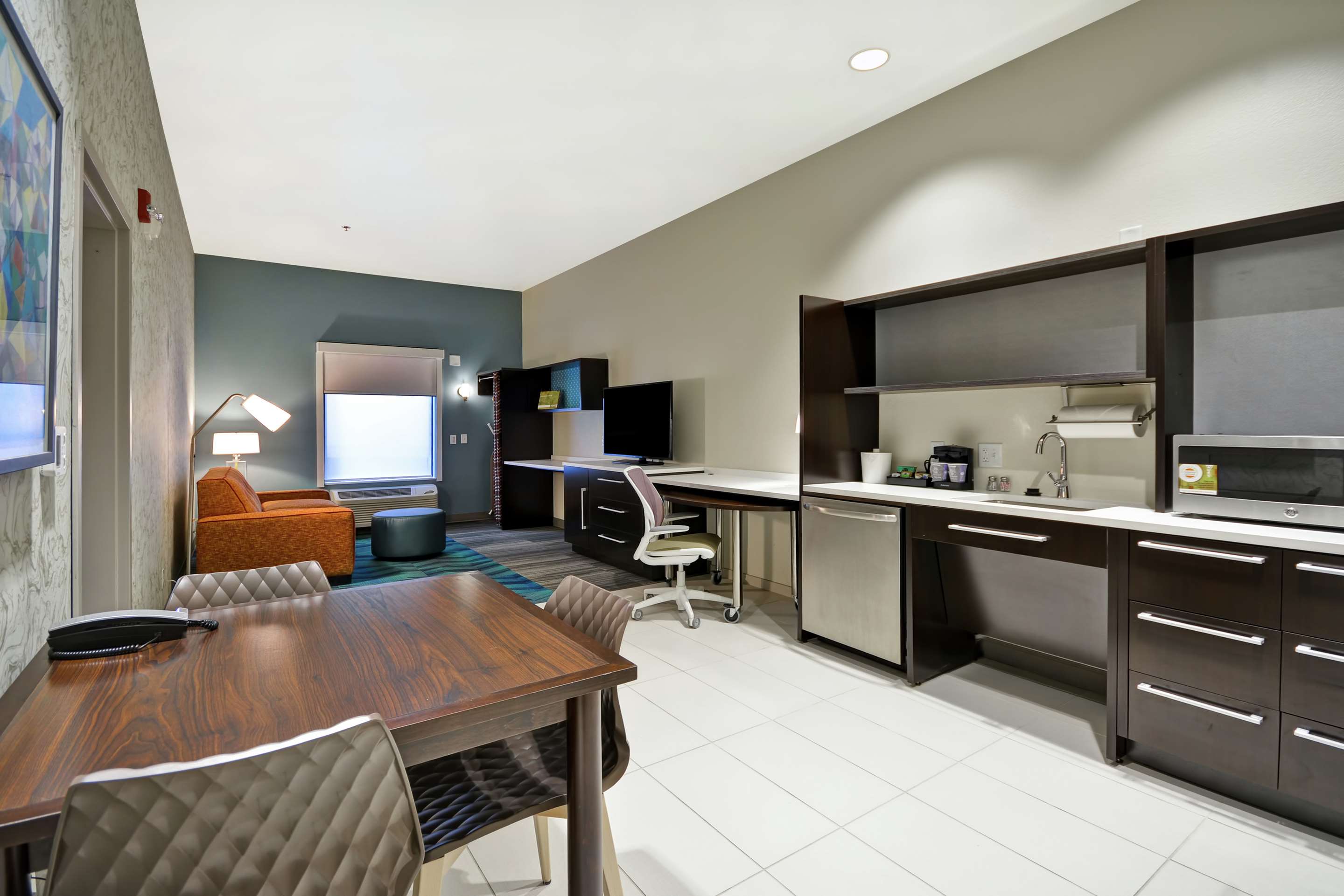 Guest room