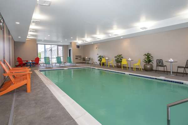 Pool - Home2 Suites by Hilton Smithfield - I-295, Exit 15