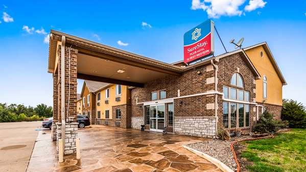 Exterior view - SureStay Plus Hotel by Best Western Kearney