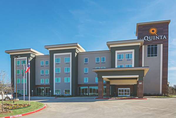 Exterior view - La Quinta Inn & Suites Wylie