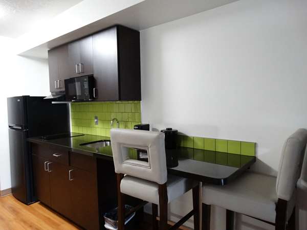  - Best Western Duchesne Inn